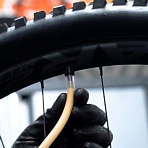 Tru-Tension Tubeless Tyre Sealant Bisiklet Tubeless Lastik Sıvısı 1L